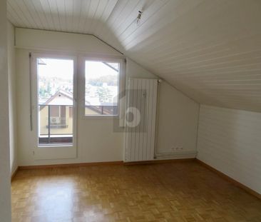 ZWEISTÖCKIG UND MODERN MIT NEUEM DACH - Photo 1