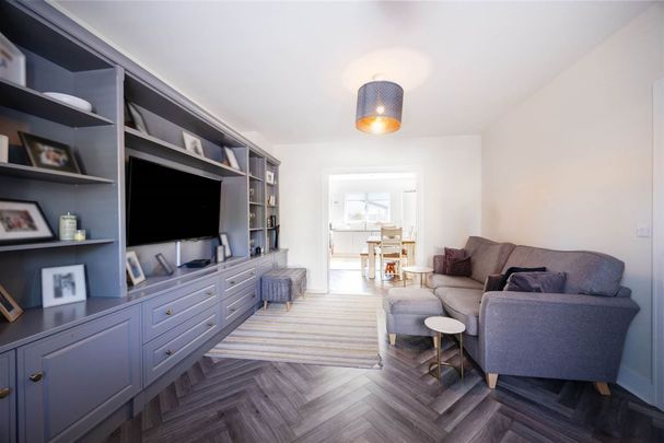 17 Larkfield View, Clay Farm, Leopardstown, Dublin 18, County Dublin - Photo 1