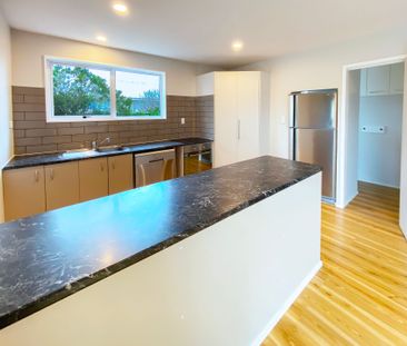 Modern, Easy-Care Living - Photo 2