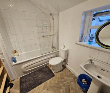 Price £570 pcm - Available Now - Furnished - Photo 2