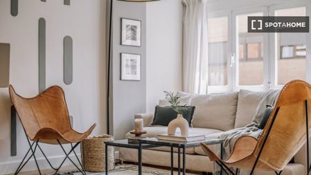 3 room luxury Apartment for rent in Madrid, Autonomous Region of Madrid - Photo 2