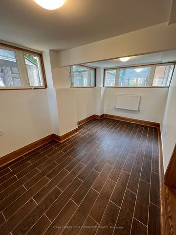 For Lease - 181 St Clair Avenue Unit# Rear, Toronto, Ontario - Photo 2