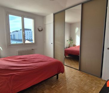 À LOUER T3 lumineux avec balcon et loggia fermée 1 120 EUR - Photo 4