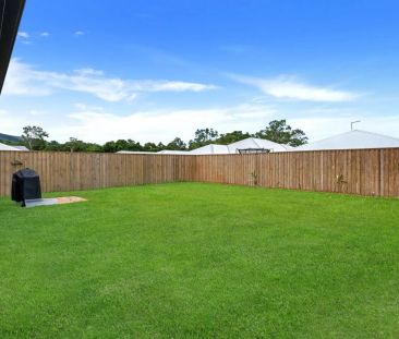 Modern family home in new estate - Photo 5