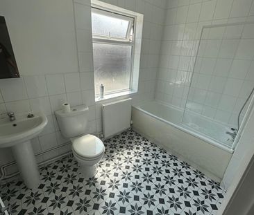 1 Bed Terraced House, Fairview Avenue, CH45 - Photo 3