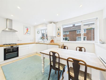 Sussex Close, St Margarets, Middlesex, TW1, Twickenham - Photo 5