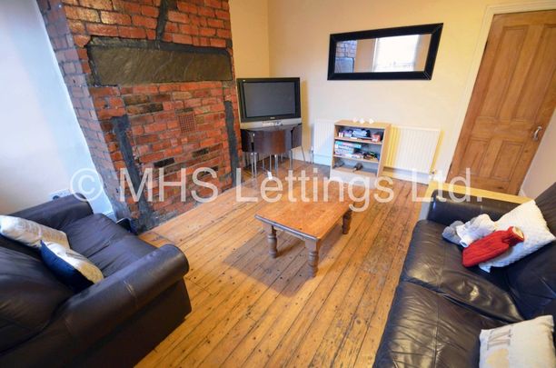 4 Bedroom Mid Terraced House for rent in Grimthorpe Street - Photo 1