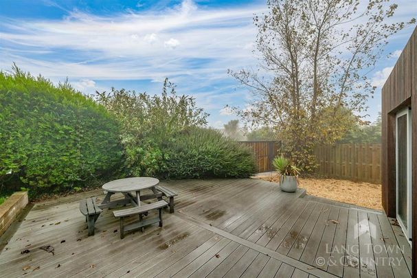 1 bedroom detached bungalow to rent - Photo 1