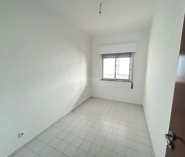 Apartamento T2 +1 para arrendar em Faro - Photo 6