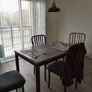 Logement 3.5 à louer - Photo 2