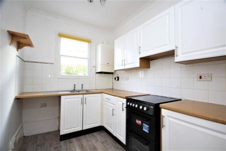 1 bedroom flat to rent - Photo 3