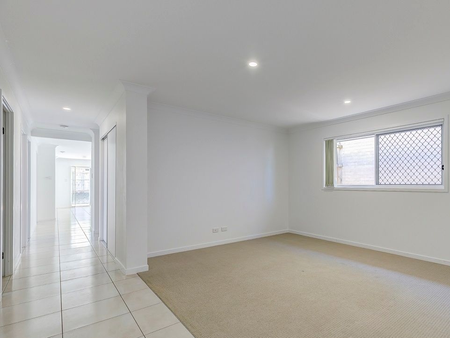 18 Rosewood Circuit, Yarrabilba, QLD - Photo 5