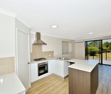 Lock up and Leave spacious apartment - Photo 5