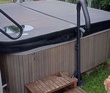 Helensvale - Photo 6