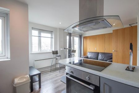 2 bedroom apartment to rent - Photo 5