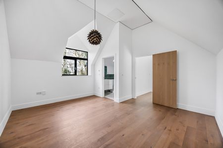 Alderley, GL12 7QT - Photo 5