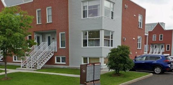 Condo 6 1/2 - Photo 2