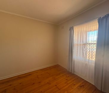 18 Bryant Street, Port Augusta West SA 5700 - Photo 3