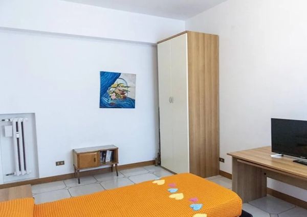 Piazza Ragusa, Rome, Lazio 00182