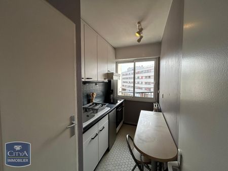 Location Appartement 1 pièce 34m² LILLE 59000 - Photo 3
