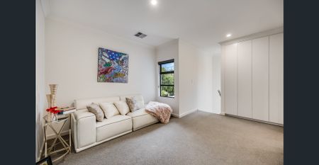 The epitome of stylish living in exceptional Magill locale - Photo 2