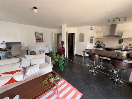 Location Appartement 3 pièces 73m² - Photo 4