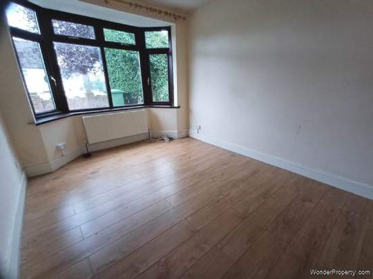 2 bedroom property to rent in London - Photo 1