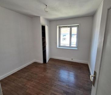 T4 2 RUE DUPLEIX - Photo 1