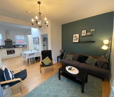 OX Living is proud to present this high-quality 6-bedroom co-living... - Photo 2