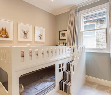 6 bedroom terraced house to rent - Photo 4