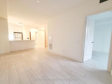 For Lease - 4955 YONGE Street Unit# 1111, Toronto, Ontario - Photo 3