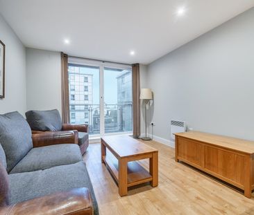 Projection East, Reading, RG1 1EG - Photo 1