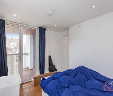 St. Georges Road, Brighton - Photo 4