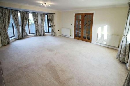 Selby Road, Garforth, Leeds, LS25 - Photo 2