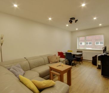 St. Wilfrids Way, Haywards Heath, RH16 - Photo 2