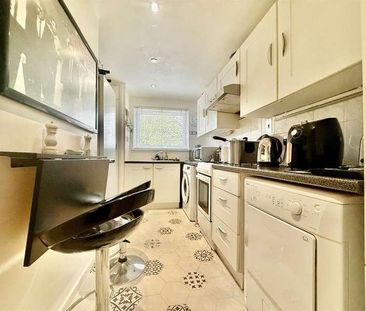 Chestnut Court, Woodfield Close, Sutton Coldfield, B74 - Photo 1