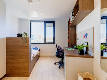 Silver En Suite - Photo 5