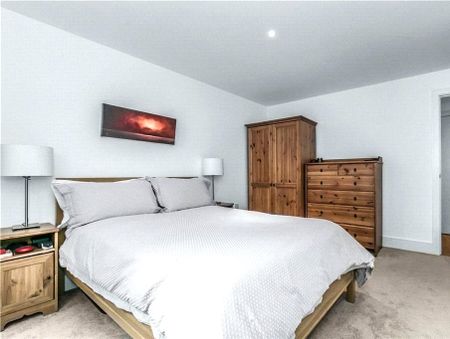 Bermondsey Street, London, SE1 3UF - Photo 5