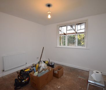 2 bedroom detached bungalow to rent - Photo 2