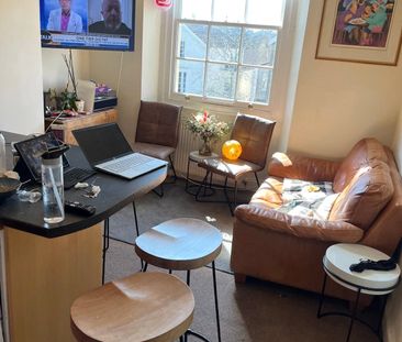 Student Properties to Let - Photo 2
