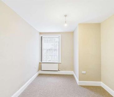 Suffolk Square, Cheltenham, GL50 - Photo 1