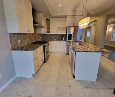 For Lease - 70 TAPADERO Avenue, Kanata, Ontario - Photo 6
