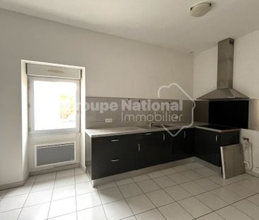 ROGNONAS - A louer - Appartement T2 avec place de parking, - Photo 4