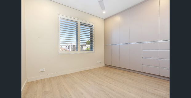 Secure Building with large Balcony - Photo 1