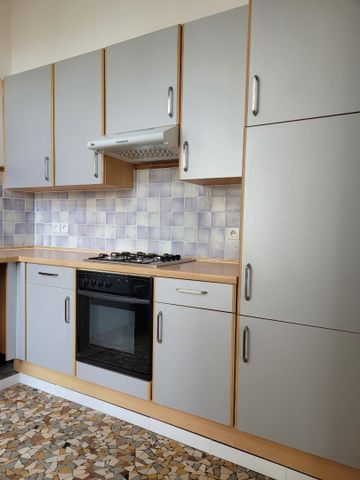 Location Appartement 3 pièces 84m² VIESLY 59271 - Photo 3