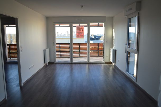 à louer - t3 avec balcon - pinel - st jean eudes st gilles , - Photo 1