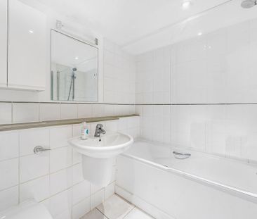 1 Bedroom Flat to Rent in Sanctuary Street, London, SE1 - Photo 6