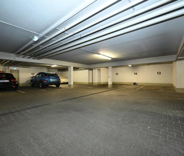 Lichtdurchflutete Wohnung im Zentrum, sofort einzugsbereit! - Foto 5