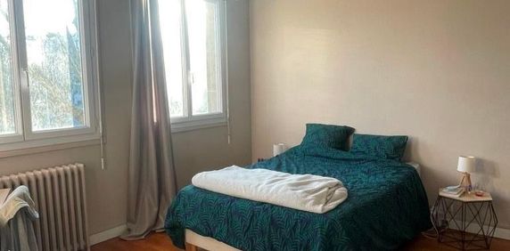 Location Appartement 2 pièces 48m² ST NAZAIRE 44600 - Photo 2