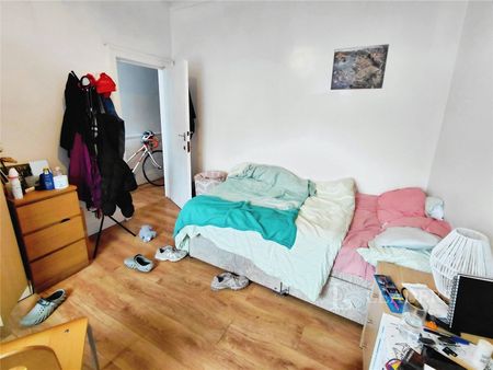 5 bedroom house to rent Standish Road, Manchester, M14 - Photo 3